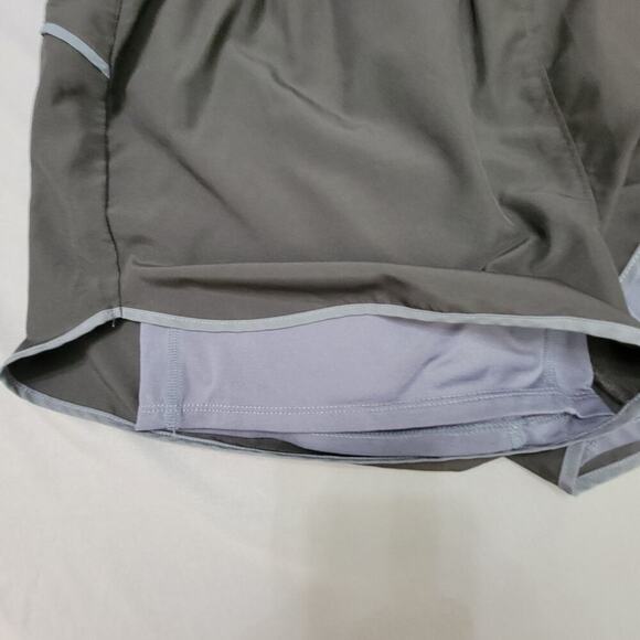 New Balance Shorts L Reflective Trim Built-In Liner Athletic - Picture 6 of 8